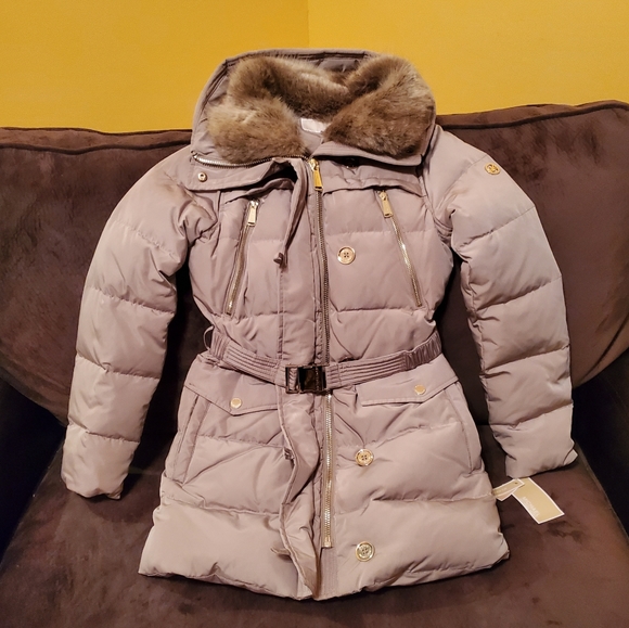 Michael Kors Faux Fur-Trim Quilted Belted Puffer - Picture 3 of 8